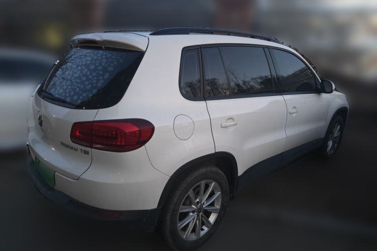 Used Volkswagen Tiguan 2015 1.8TSI Automatic Two-Wheel Drive Comfort Edition Rear Right 45 Deg