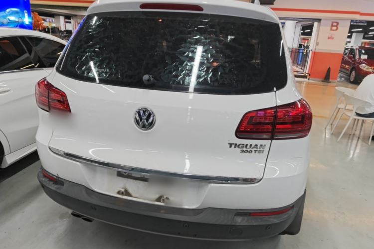Used Volkswagen Tiguan 2015 1.8TSI Automatic Two-Wheel Drive Luxury Model Rear