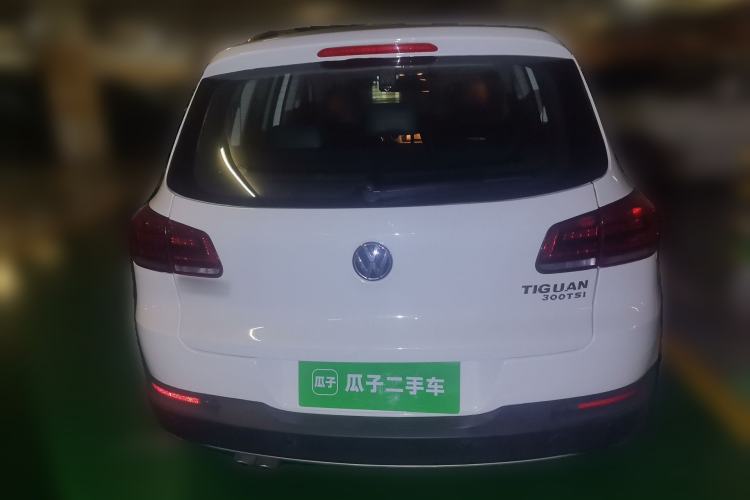 Used Volkswagen Tiguan 2015 1.8TSI Automatic All-Wheel-Drive Luxury Model Rear