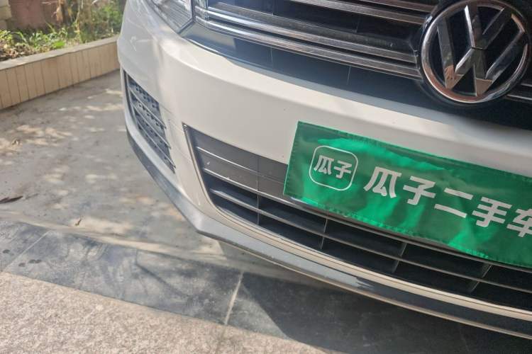 Used Volkswagen Tiguan 2015 1.8TSI Automatic Two-Wheel Drive Luxury Model Right Front Headlight