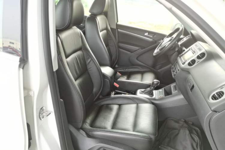 Used Volkswagen Tiguan 2015 1.8TSI Automatic Two-Wheel Drive Luxury Model Right Front Seat