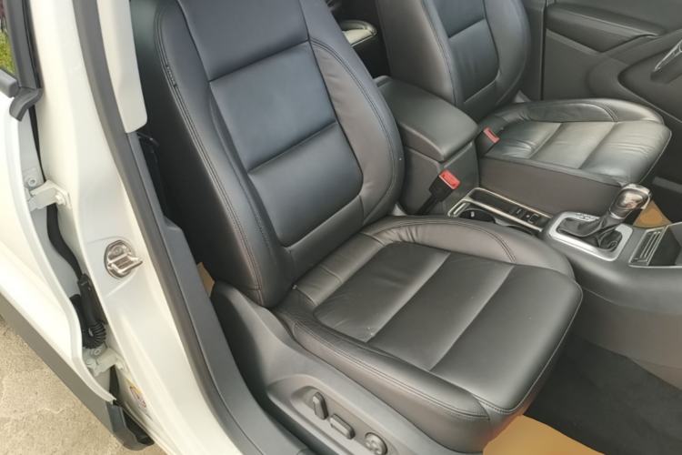 Used Volkswagen Tiguan 2015 1.8TSI Automatic Two-Wheel Drive Comfort Edition Right Front Seat