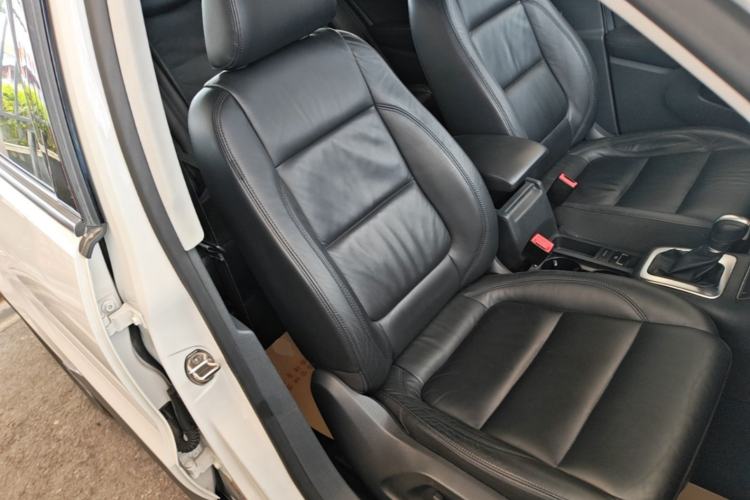 Used Volkswagen Tiguan 2015 1.8TSI Automatic Two-Wheel Drive Comfort Edition Right Front Seat