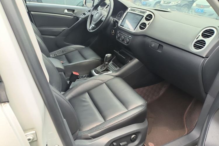 Used Volkswagen Tiguan 2015 1.8TSI Automatic Two-Wheel Drive Comfort Edition Right Front Seat