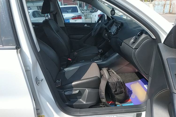 Used Volkswagen Tiguan 2015 1.8TSI Automatic Two-Wheel Drive Trend Edition Right Front Seat