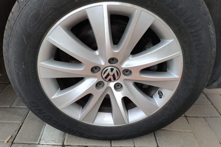 Used Volkswagen Tiguan 2015 1.8TSI Automatic Two-Wheel Drive Luxury Model Right Front Wheel Hub