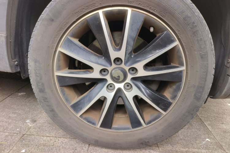 Used Volkswagen Tiguan 2015 1.8TSI Automatic Two-Wheel Drive Luxury Model Right Front Wheel Hub