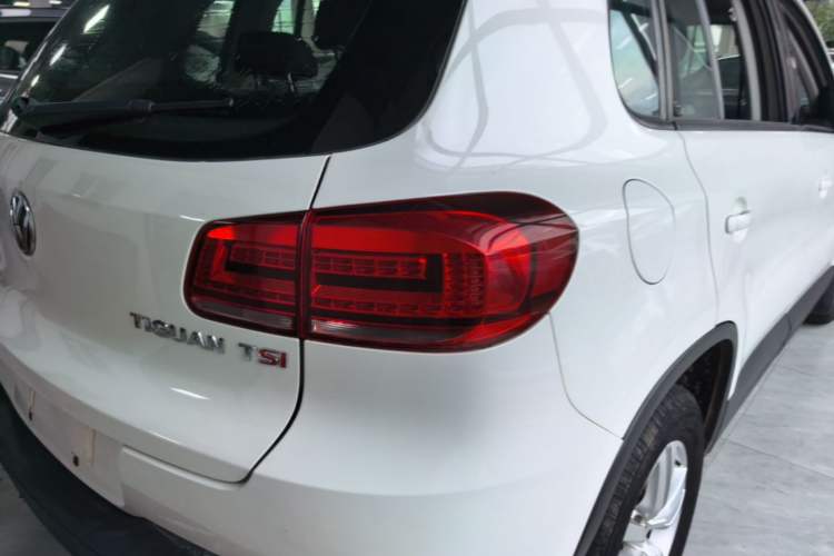 Used Volkswagen Tiguan 2015 1.8TSI Automatic Two-Wheel Drive Trend Edition Right Rear Taillight