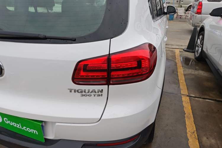 Used Volkswagen Tiguan 2015 1.8TSI Automatic Two-Wheel Drive Luxury Model Right Rear Taillight