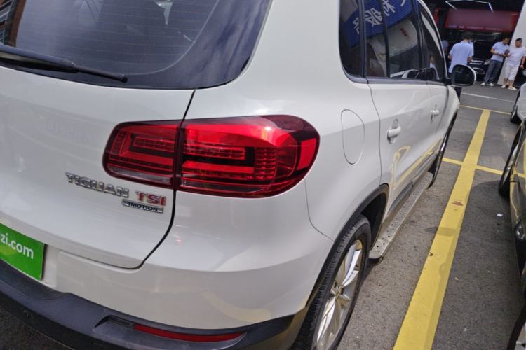 Used Volkswagen Tiguan 2015 2.0 TSI Automatic All-Wheel Drive Comfort Vision Edition Right Rear Taillight