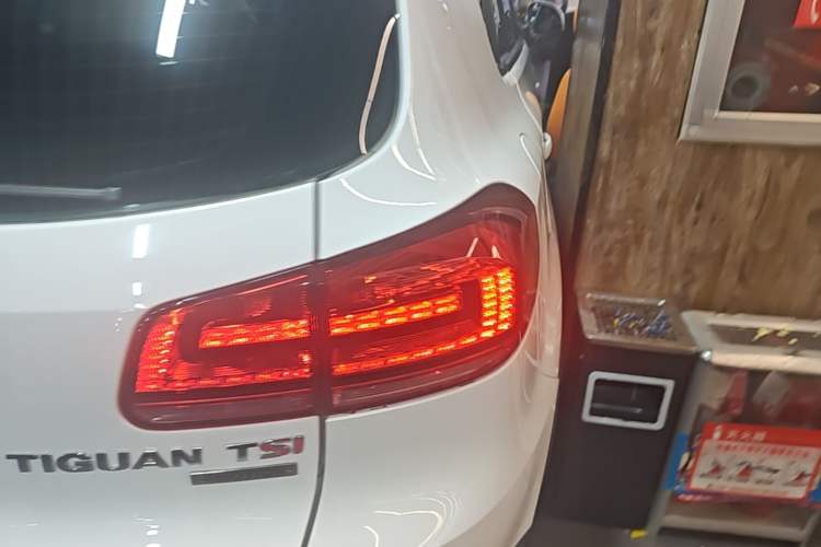 Used Volkswagen Tiguan 2015 1.8TSI Automatic Two-Wheel Drive Trend Edition Right Rear Taillight
