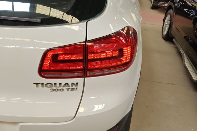 Used Volkswagen Tiguan 2015 1.8TSI Automatic Two-Wheel Drive Comfort Edition Right Rear Taillight
