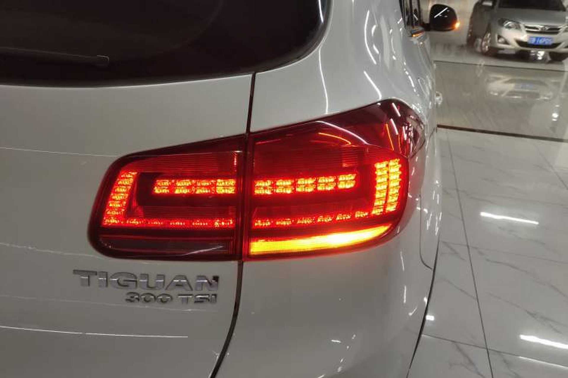 Used Volkswagen Tiguan 2015 1.8TSI Automatic Two-Wheel Drive Trend Edition Right Rear Taillight