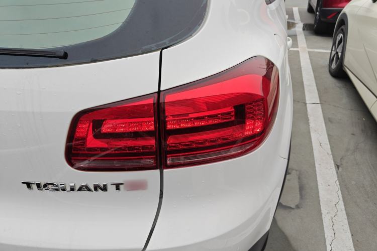 Used Volkswagen Tiguan 2015 1.8TSI Automatic Two-Wheel Drive Trend Edition Right Rear Taillight