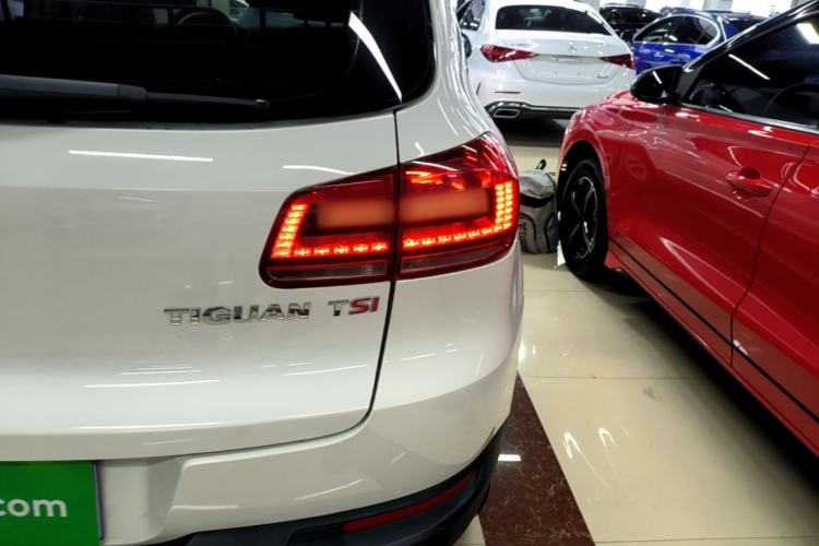 Used Volkswagen Tiguan 2015 1.8TSI Automatic Two-Wheel Drive Luxury Model Right Rear Taillight