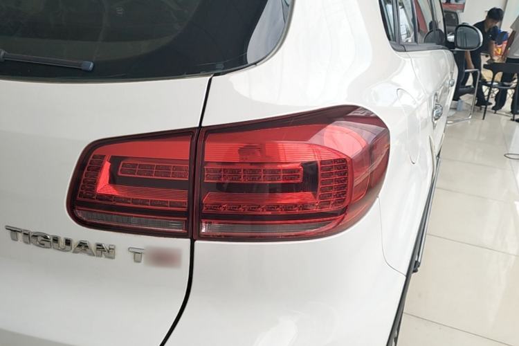 Used Volkswagen Tiguan 2015 1.8TSI Automatic Two-Wheel Drive Trend Edition Right Rear Taillight