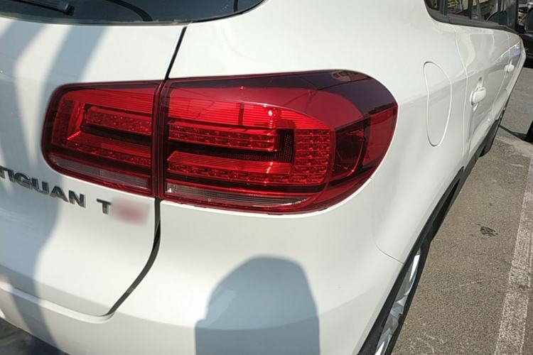 Used Volkswagen Tiguan 2015 1.8TSI Automatic Two-Wheel Drive Trend Edition Right Rear Taillight