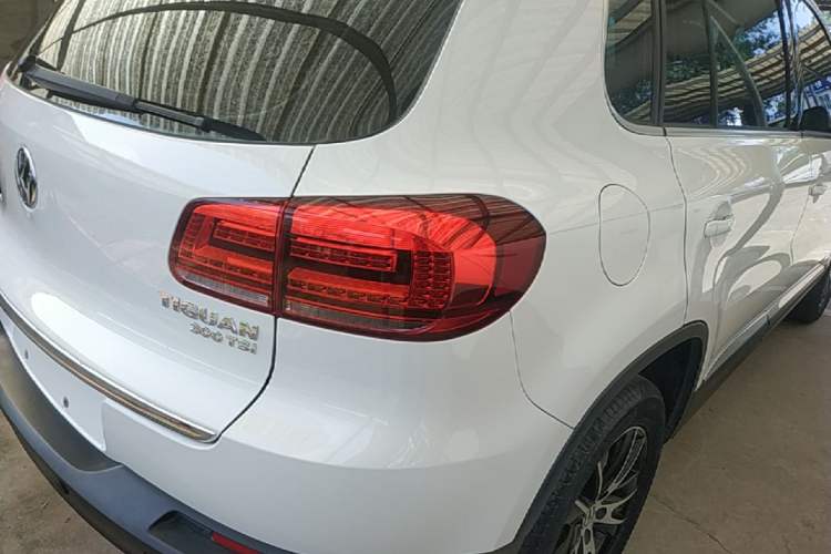 Used Volkswagen Tiguan 2015 1.8TSI Automatic Two-Wheel Drive Luxury Model Right Rear Taillight