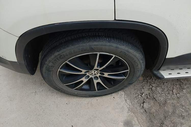 Used Volkswagen Tiguan 2015 1.8TSI Automatic Two-Wheel Drive Comfort Edition Right Rear Wheel Hub