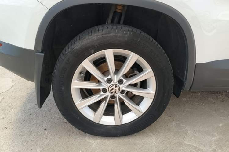 Used Volkswagen Tiguan 2015 1.8TSI Automatic Two-Wheel Drive Comfort Edition Right Rear Wheel Hub