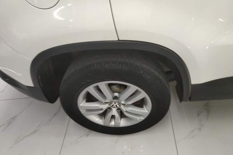Used Volkswagen Tiguan 2015 1.8TSI Automatic Two-Wheel Drive Trend Edition Right Rear Wheel Hub