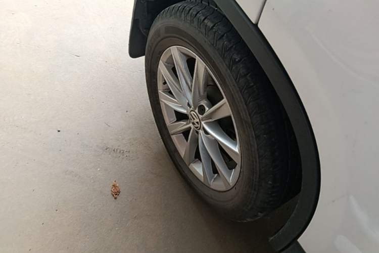 Used Volkswagen Tiguan 2015 1.8TSI Automatic Two-Wheel Drive Comfort Edition Right Rear Wheel Hub