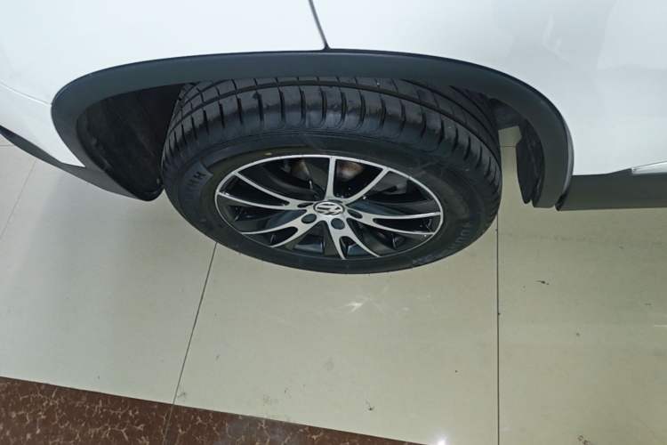 Used Volkswagen Tiguan 2015 1.8TSI Automatic Two-Wheel Drive Luxury Model Right Rear Wheel Hub