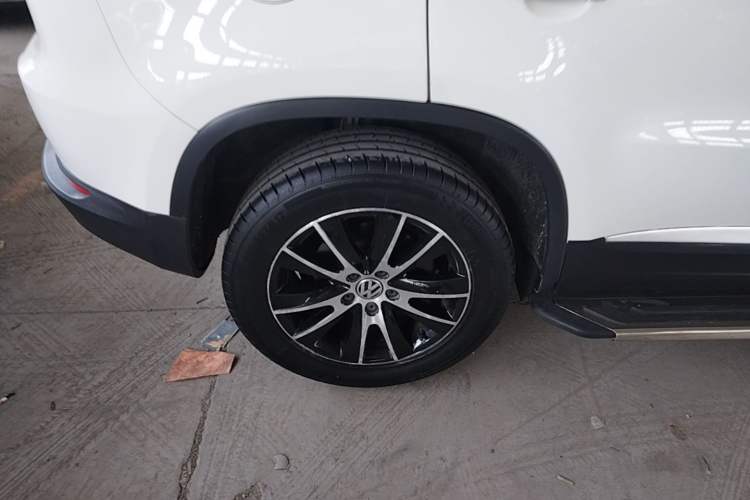 Used Volkswagen Tiguan 2015 1.8TSI Automatic Two-Wheel Drive Luxury Model Right Rear Wheel Hub