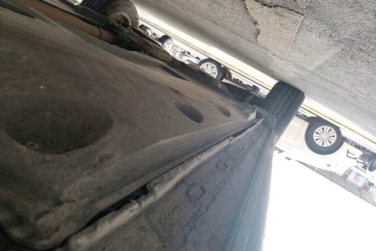 Used Volkswagen Tiguan 2015 1.8TSI Automatic Two-Wheel Drive Trend Edition Right Side Sill