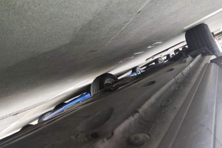 Used Volkswagen Tiguan 2015 1.8TSI Automatic Two-Wheel Drive Luxury Model Right Side Sill