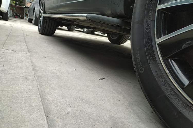 Used Volkswagen Tiguan 2015 1.8TSI Automatic Two-Wheel Drive Luxury Model Right Side Sill