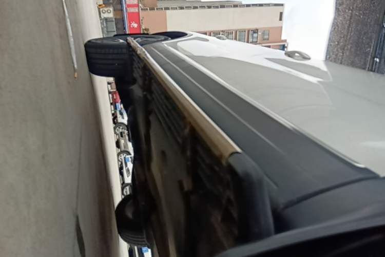 Used Volkswagen Tiguan 2015 1.8TSI Automatic Two-Wheel Drive Luxury Model Right Side Sill