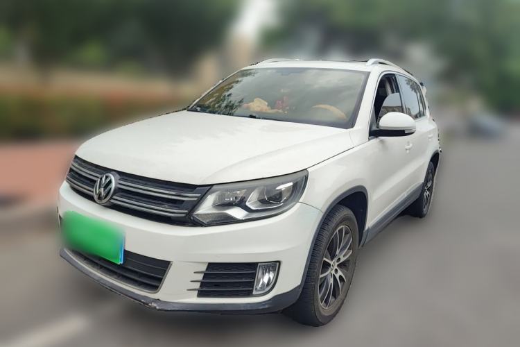 Used Volkswagen Tiguan 2015 1.8TSI Automatic Two-Wheel Drive Luxury Model Guazi used car, China used car export, Used car for sale, Used  cars, Cheapest cars for sale