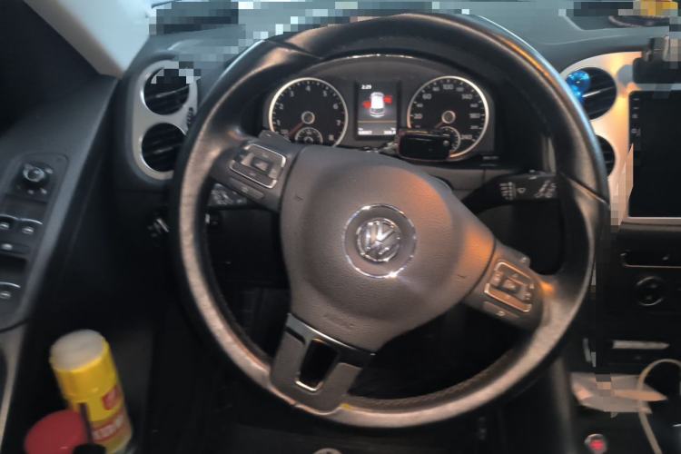 Used Volkswagen Tiguan 2015 2.0 TSI Automatic All-Wheel Drive Flagship Edition Steering Wheel