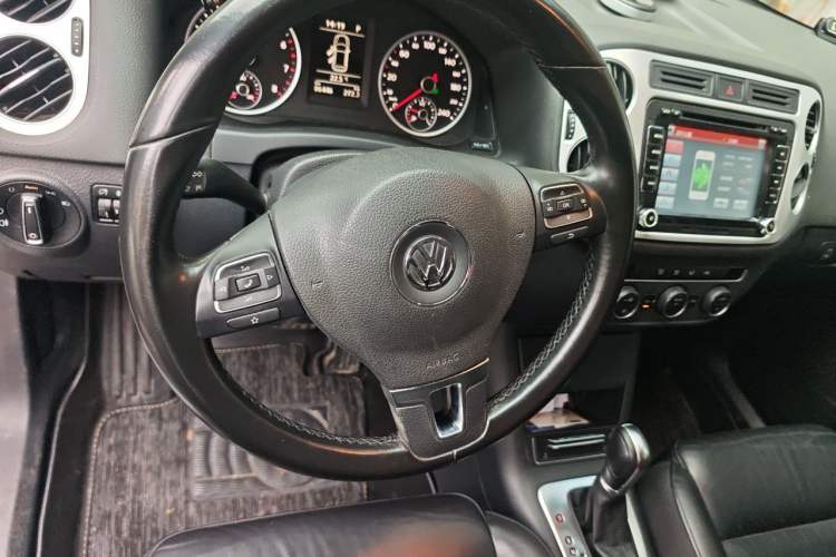 Used Volkswagen Tiguan 2015 1.8TSI Automatic Two-Wheel Drive Comfort Edition Steering Wheel