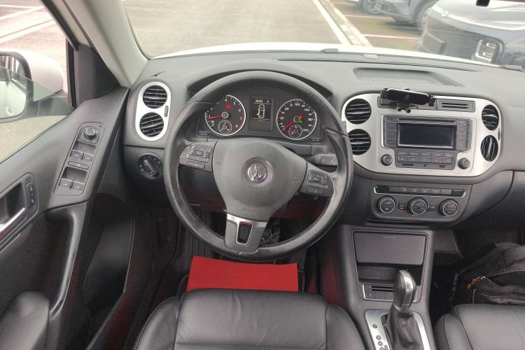 Used Volkswagen Tiguan 2015 1.8TSI Automatic Two-Wheel Drive Comfort Edition Steering Wheel