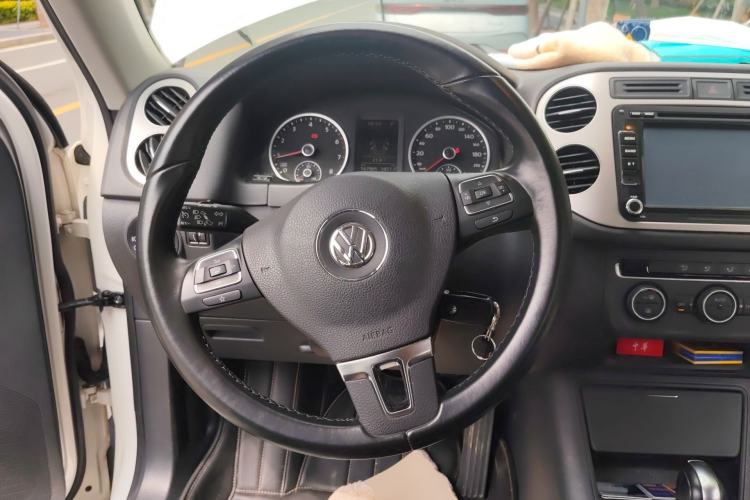 Used Volkswagen Tiguan 2015 1.8TSI Automatic Two-Wheel Drive Comfort Edition Steering Wheel