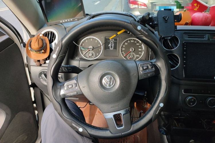 Used Volkswagen Tiguan 2015 1.8TSI Automatic Two-Wheel Drive Comfort Edition Steering Wheel