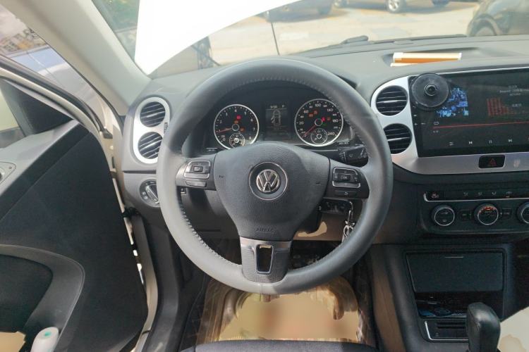 Used Volkswagen Tiguan 2015 1.8TSI Automatic Two-Wheel Drive Comfort Edition Steering Wheel