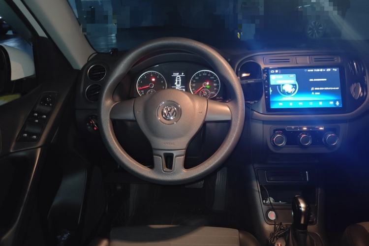 Used Volkswagen Tiguan 2015 1.8TSI Automatic Two-Wheel Drive Trend Edition Steering Wheel