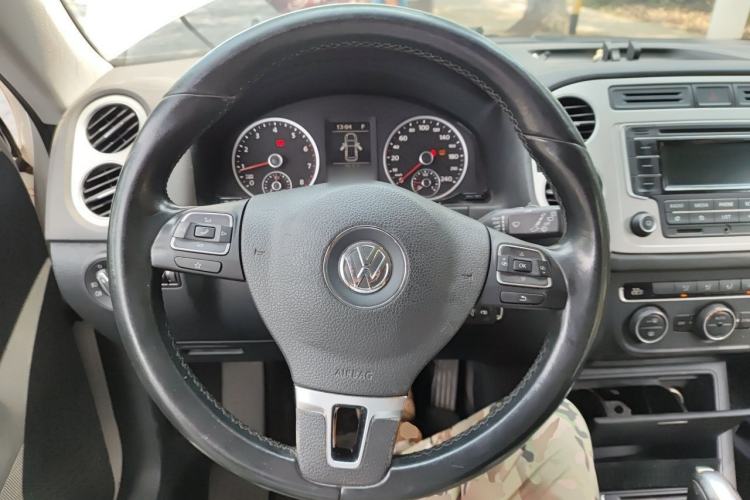 Used Volkswagen Tiguan 2015 1.8TSI Automatic Two-Wheel Drive Comfort Edition Steering Wheel