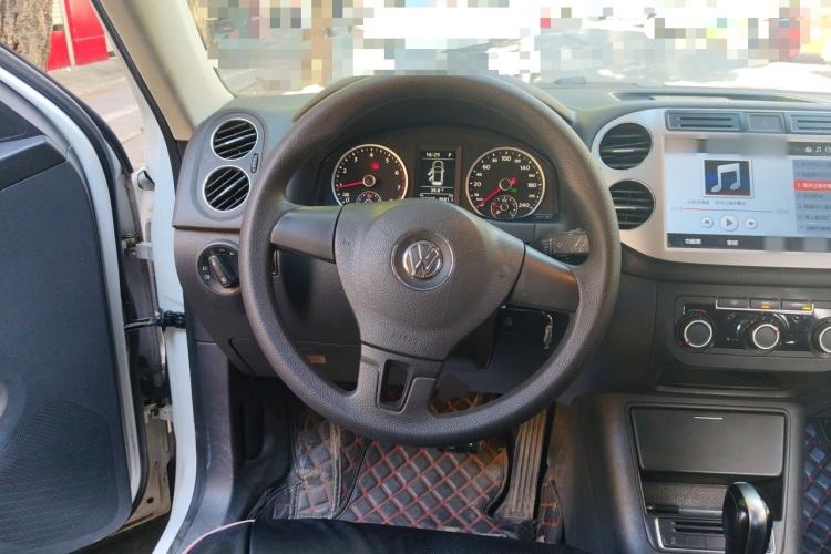 Used Volkswagen Tiguan 2015 1.8TSI Automatic Two-Wheel Drive Trend Edition Steering Wheel