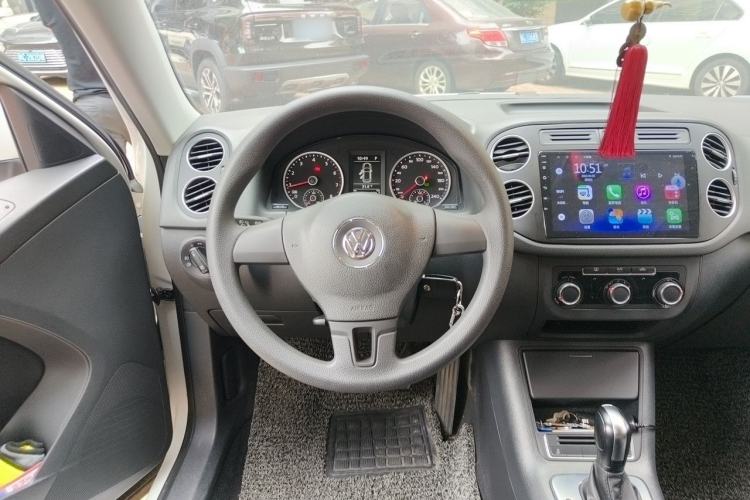Used Volkswagen Tiguan 2015 1.8TSI Automatic Two-Wheel Drive Trend Edition Steering Wheel