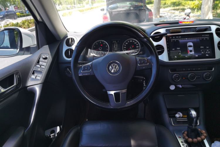 Used Volkswagen Tiguan 2015 1.8TSI Automatic Two-Wheel Drive Comfort Edition Steering Wheel