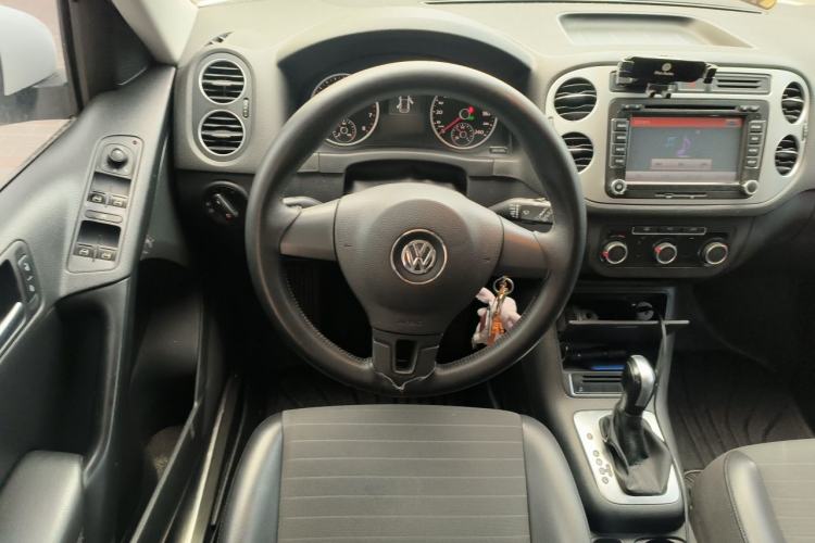 Used Volkswagen Tiguan 2015 1.8TSI Automatic Two-Wheel Drive Trend Edition Steering Wheel
