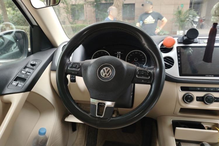 Used Volkswagen Tiguan 2015 1.8TSI Automatic Two-Wheel Drive Comfort Edition Steering Wheel