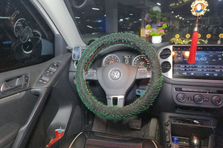 Used Volkswagen Tiguan 2015 1.8TSI Automatic Two-Wheel Drive Comfort Edition Steering Wheel