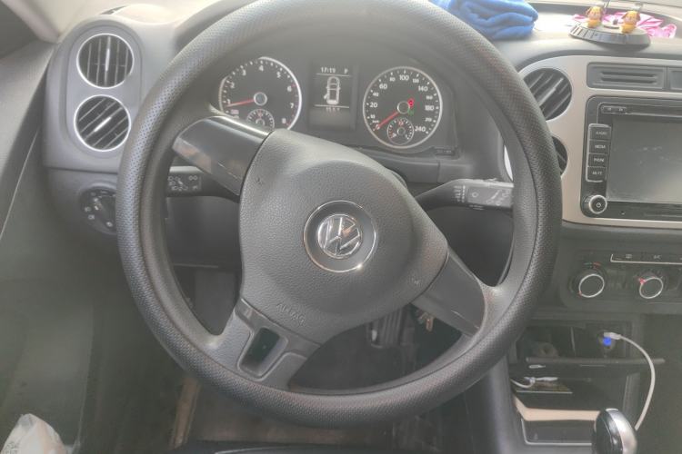 Used Volkswagen Tiguan 2015 1.8TSI Automatic Two-Wheel Drive Trend Edition Steering Wheel