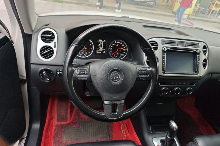 Used Volkswagen Tiguan 2015 1.8TSI Automatic Two-Wheel Drive Comfort Edition Steering Wheel