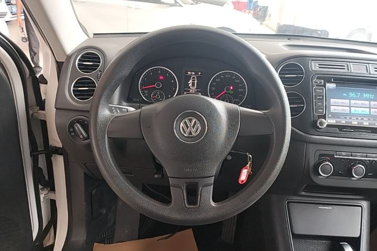 Used Volkswagen Tiguan 2015 1.8TSI Automatic Two-Wheel Drive Trend Edition Steering Wheel